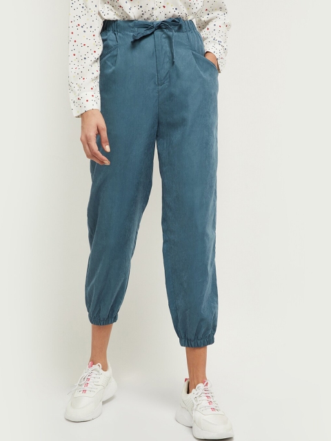 

max Women Blue Solid Three-Fourth Length Joggers