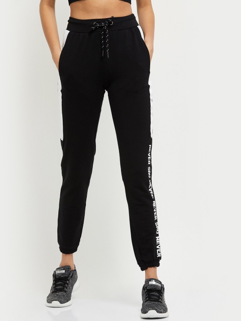 

max Women Black Solid Joggers