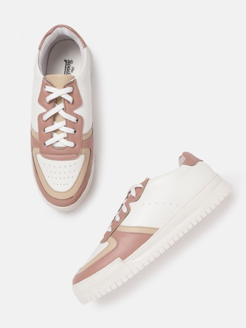 

Roadster Women White & Peach-Coloured Colourblocked Sneakers