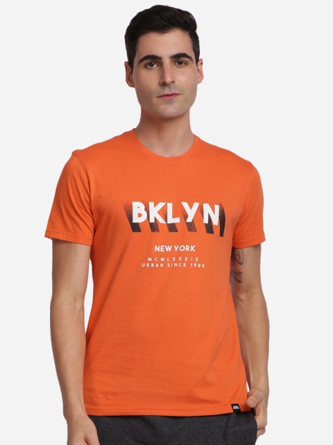 

MASH UNLIMITED Men Orange Typography Printed Slim Fit T-shirt