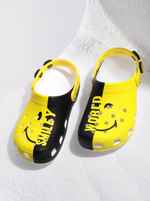 

Crocs Unisex Yellow & Black Classic SmileyWorld(R) 2 Clogs