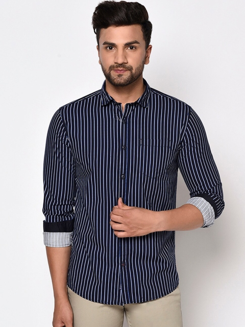 

METTLE Men Blue Regular Fit Striped Casual Shirt