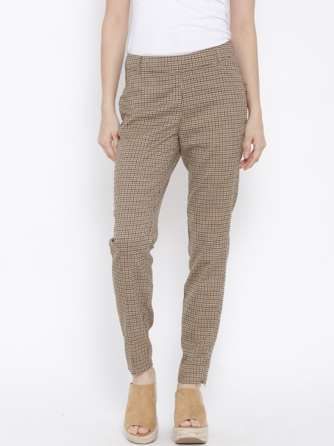 

Vero Moda Women Beige Checked Flat-Front Trousers