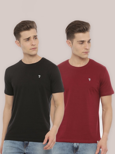 

Joven Men Pack Of 2 Black & Red Cotton T-shirt