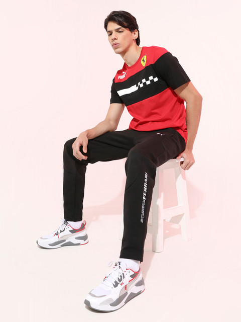 

PUMA Motorsport Men & Black Red & Black Ferrari Race Speed Driver Colourblocked T-shirt