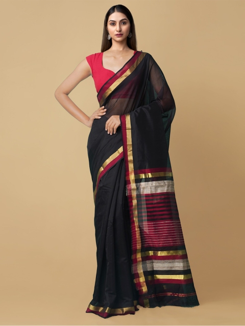 

Unnati Silks Black & Gold-Toned Silk Cotton Maheshwari Saree