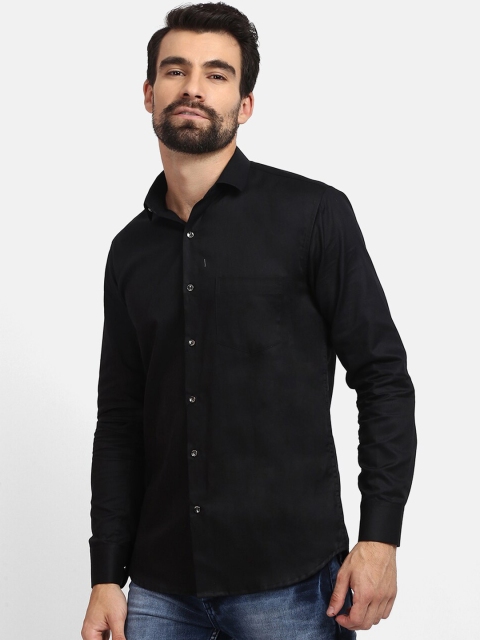 

V2 Value & Variety Men Black Casual Shirt
