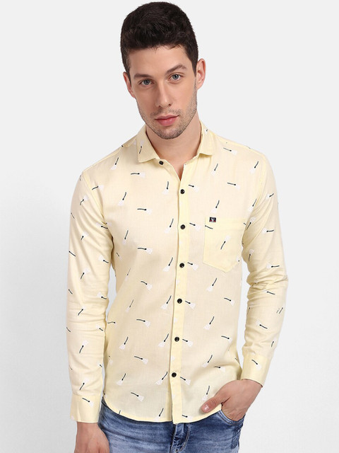 

V2 Value & Variety Men Yellow Printed Casual Shirt