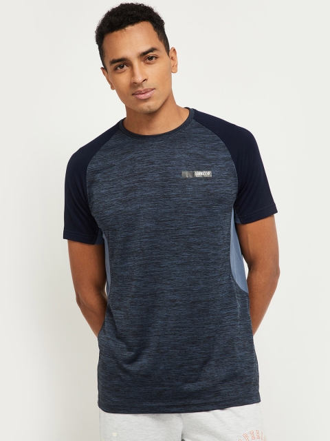 

max Men Blue Colourblocked Slim Fit T-shirt