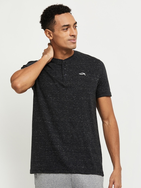 

max Men Charcoal Grey Self-Design T-shirt