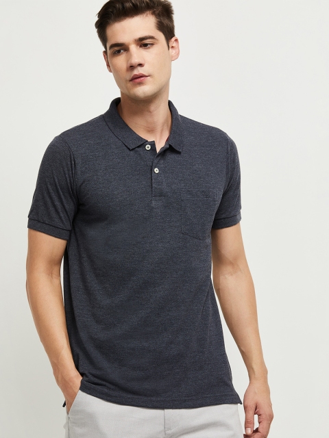 

max Men Blue Solid Polo Collar T-shirt