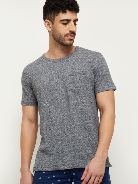 

max Men Grey Self Designed Round Neck T-shirt With Pocket