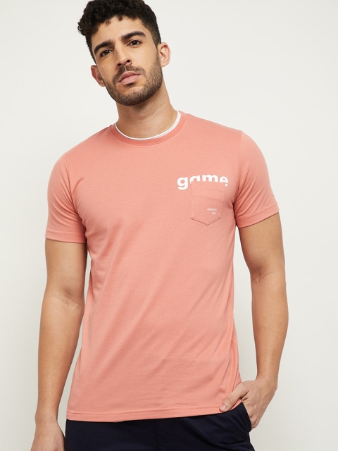 

max Men Pink & White Typography T-shirt