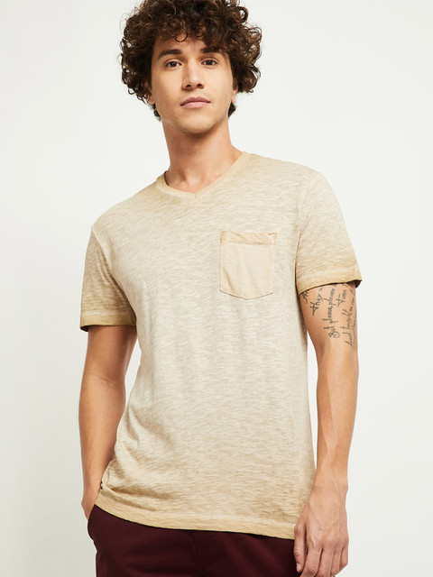 

max Men Beige V-Neck Pure Cotton T-shirt
