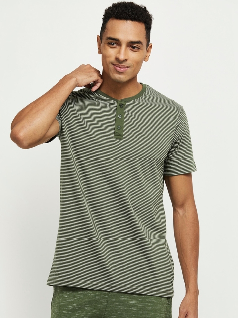 

max Men Green Henley Striped Neck T-shirt