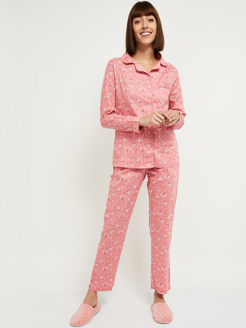 

max Women Coral & White Printed Night suit