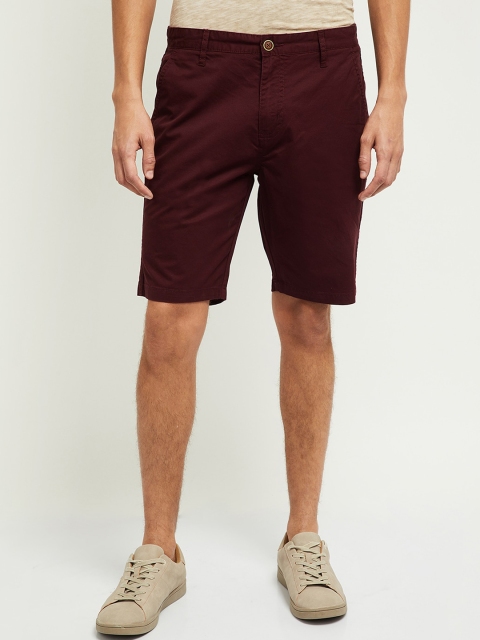 

max Men Maroon Solid Mid-Rise Chino Shorts
