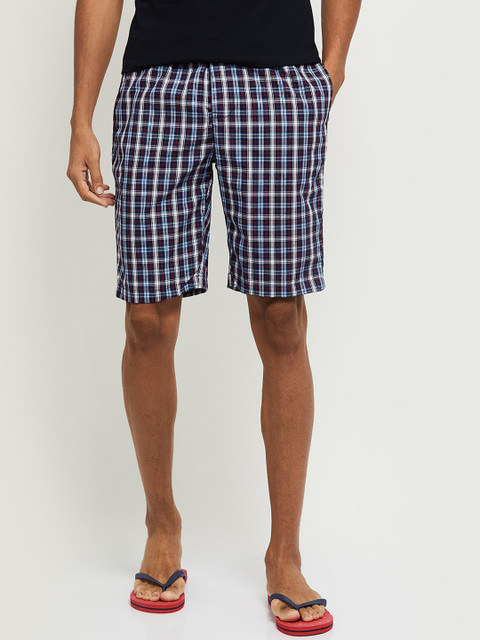 

max Men Blue Checked Mid-Rise Regular Shorts