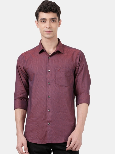 

DERBY JEANS COMMUNITY Men Red Slim Fit Casual Shirt
