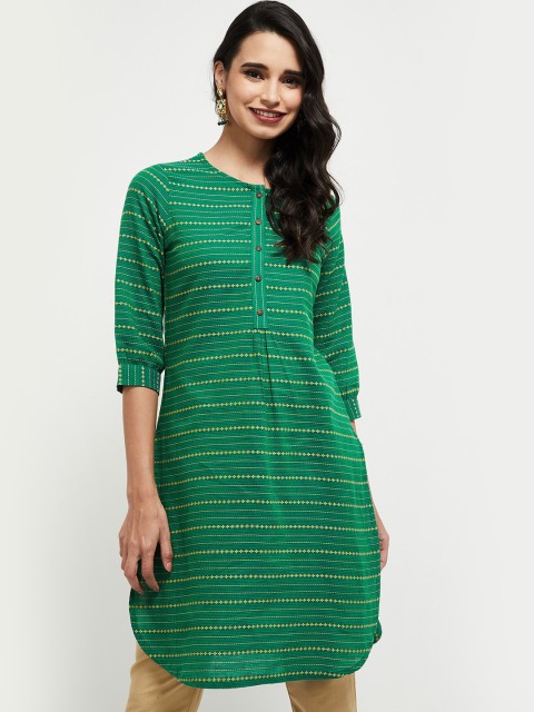 

max Women Green Thread Work Kurta