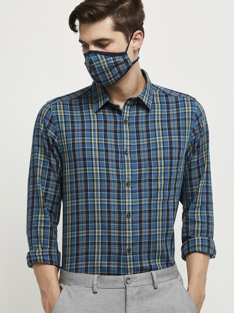 

max Men Blue Checked Cotton Casual Shirt with Mask