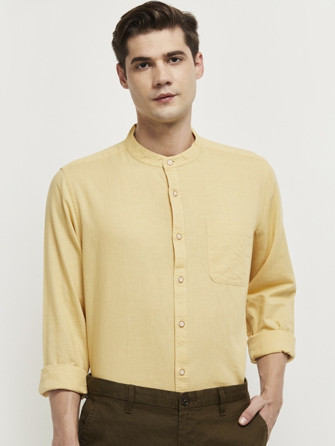 

max Men Yellow Solid Casual Shirt