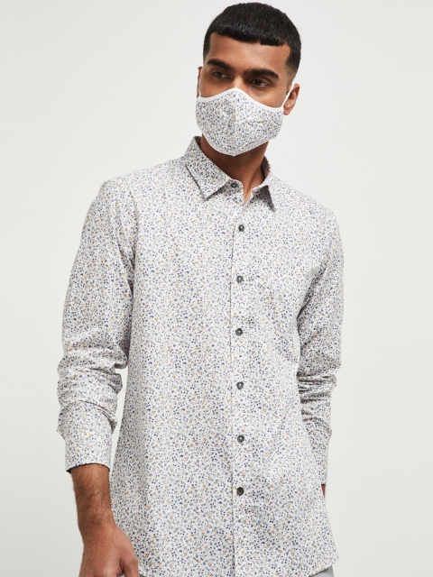 

max Men Off White Printed Casual Shirt