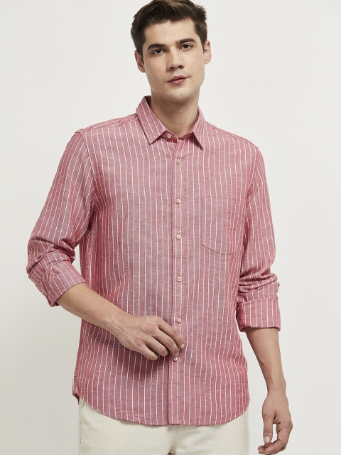 

max Men Pink Striped Casual Shirt