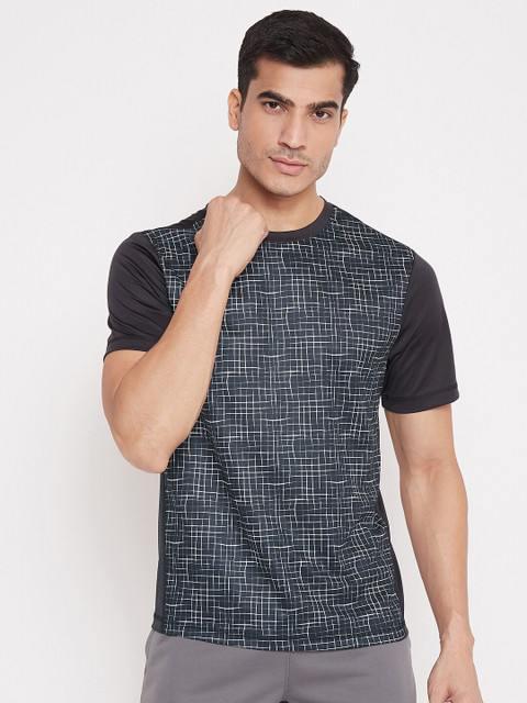 

ATHLISIS Men Black and Green Graphic Printed Rapid Dry Running T-shirt