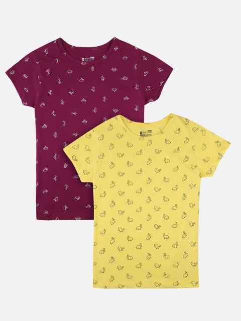 

PROTEENS Girls Yellow & Maroon Pack of 2 Printed Slim Fit T-shirts
