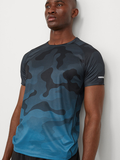 

H&M Men Turquoise Blue & Black Printed Regular Fit Running Top