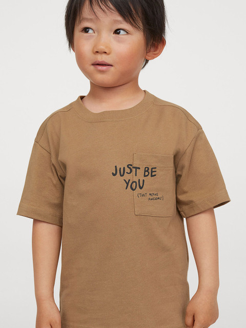 

HM Boys Beige Printed Chest-Pocket Cotton Pure Cotton T-shirt