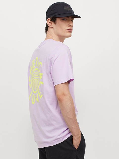 

H&M Men Purple & Yellow Printed Cotton T-shirt