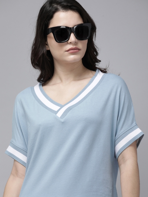 

Roadster Women Blue Solid Solid V-Neck Extended Sleeves Pure Cotton Blouson Top
