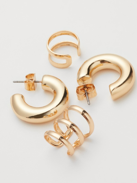 

H&M Set of Gold-Toned Earrings and Ear Cuffs