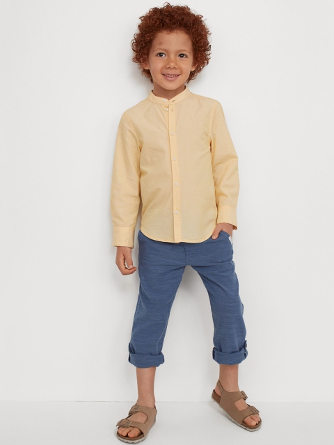 

H&M Boys Yellow & Blue Cotton Shirt & Trousers Set