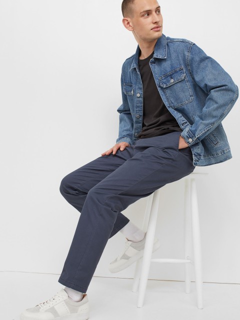 

H&M Men Navy Blue Slim Fit Chinos
