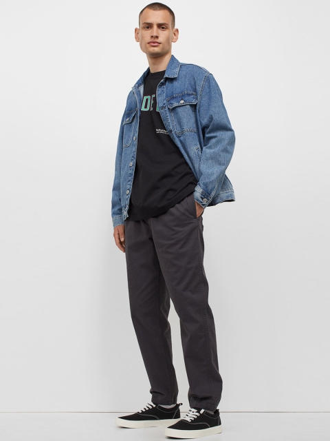 

H&M Men Charcoal Grey Solid Regular Fit Twill Joggers