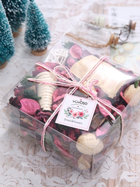 

YOYOSO Set Of 2 Pink & Beige Aromatherapy Strawberry Dried Flower Home Fragrances