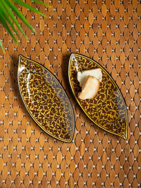 

ExclusiveLane Set Of 2 Brown & Mustard Yellow Hand-Painted Ceramic Serving Platters