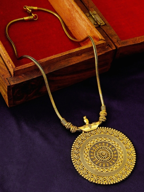 

Crunchy Fashion Gold-Toned Gold-Plated Antique Necklace