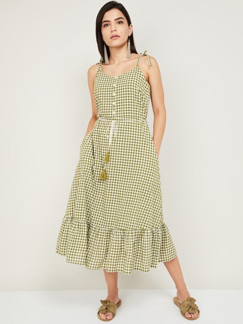 

Colour Me by Melange Green Checked A-Line Midi Dress With Belt