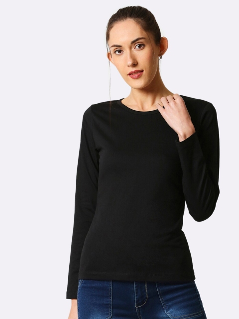 

Bewakoof Women Black Solid Slim Fit T-shirt