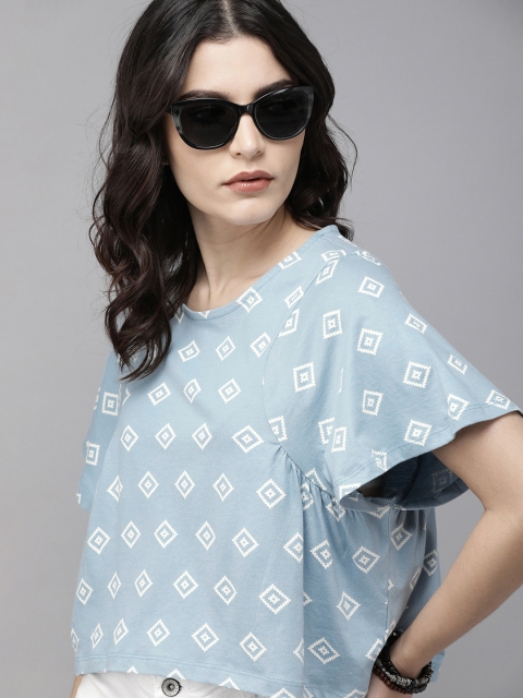 

Roadster Blue & White Aztec Printed Boxy Crop Top
