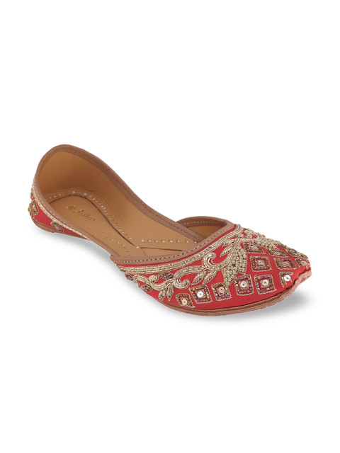 

Fulkari Women Red Mojaris Flats