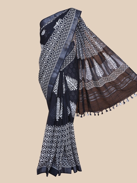 

The Chennai Silks Navy Blue & White Ethnic Motifs Pure Cotton Saree