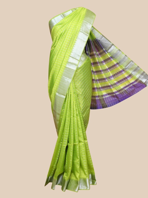 

The Chennai Silks Green & Silver-Coloured Checked Zari Pure Cotton Mangalagiri Saree