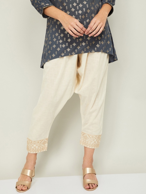 

Melange by Lifestyle Women Beige Embroidered Trousers