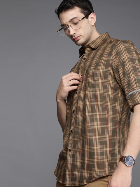 

Allen Solly Men Brown Slim Fit Tartan Checked Pure Cotton Casual Shirt