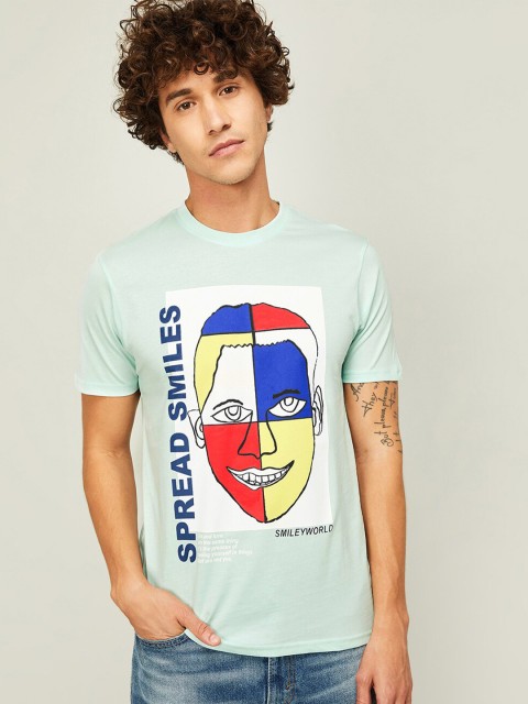

SmileyWorld Men Green & Blue Printed Slim Fit T-shirt